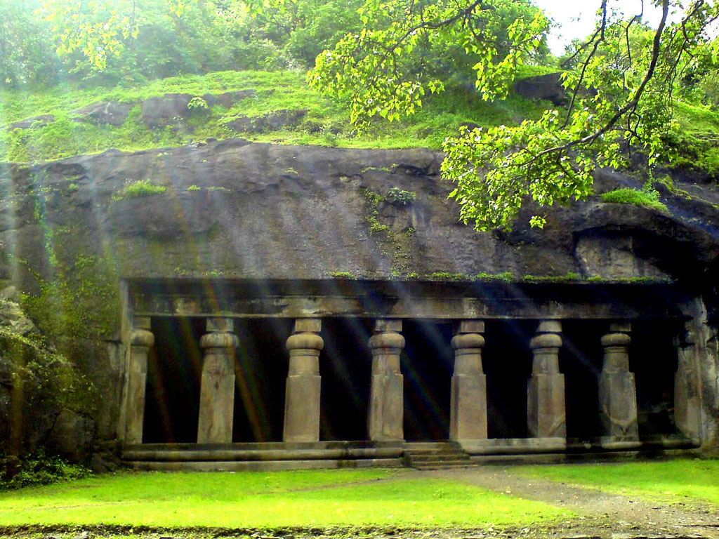 Elephanta ki Gufayen