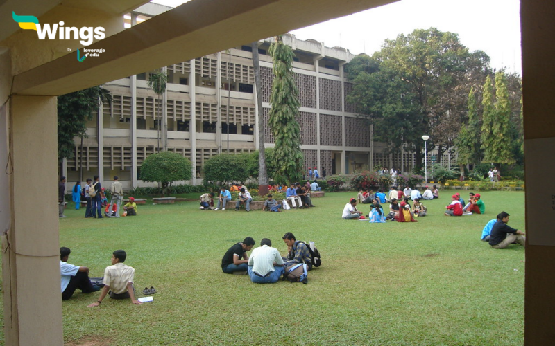QS Asia University Rankings 2024: IIT Bombay ne india me 1st rank hasil ki hai