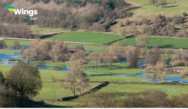 How are flood plains formed