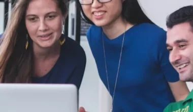 Study in UK: University of Glasgow International Leadership Scholarship Deadline Approaching Fast. Read More!