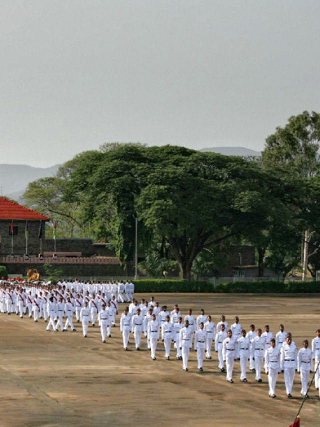 जानिए 12वीं के बाद NDA ज्वाइन कैसे करें?